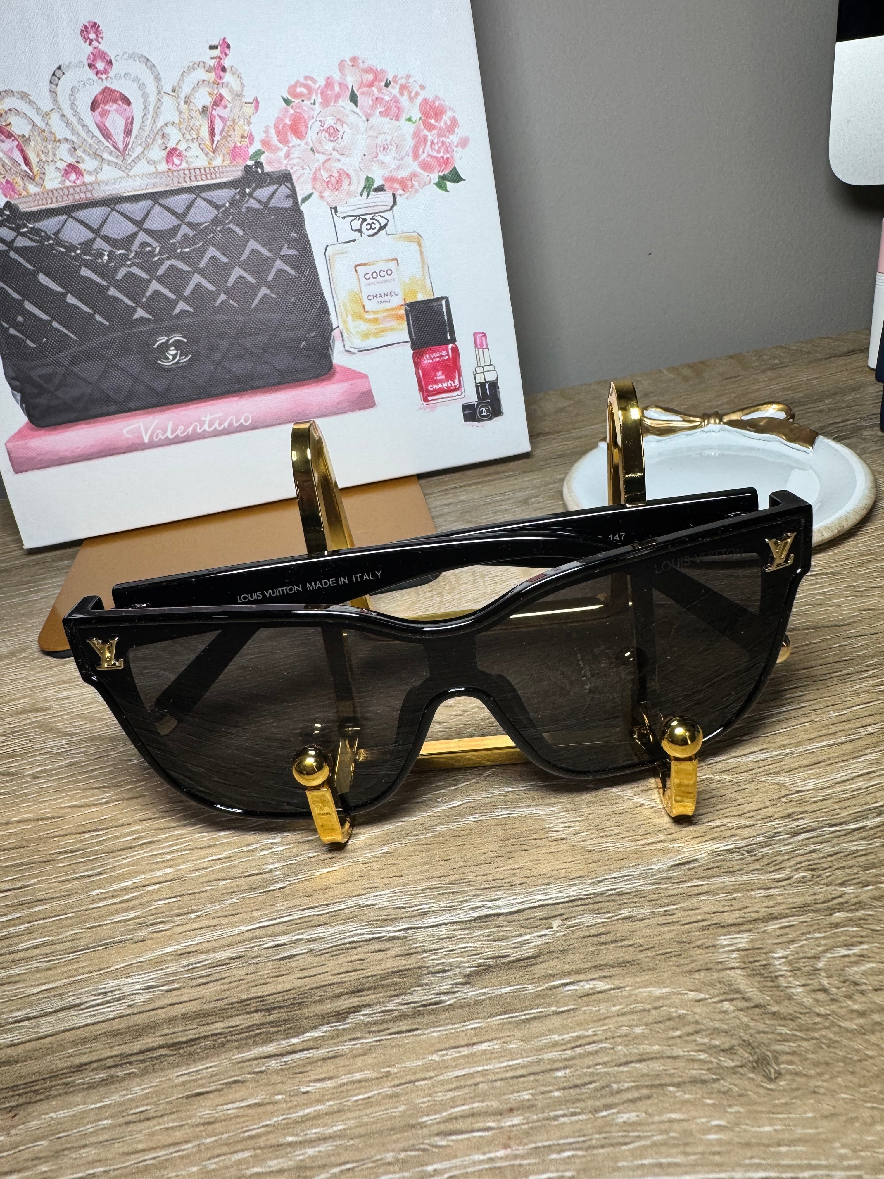 Black LV oversized sunnies