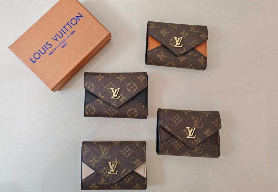 Mini lv wallets